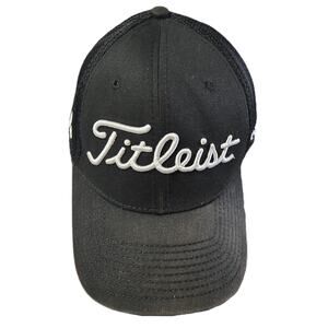 Titleist Sz Med/Lg Black White FootJoy Pro V 1 Cap